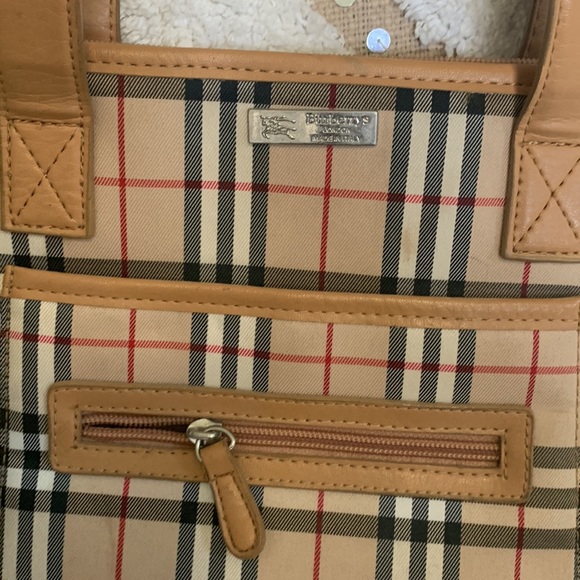 Purse - Picture 2 of 4